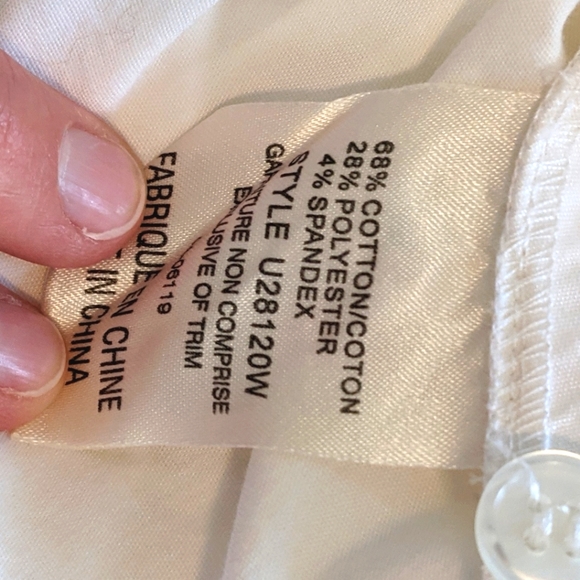 White A&E Sport fitted v-neck button down - Picture 8 of 8